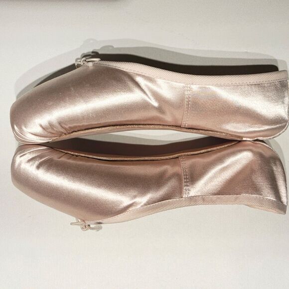 Russian Pointe Akoya Ballet Shoes Women's 37.5 w4 v2 FS US Size 7.5 - Picture 14 of 15